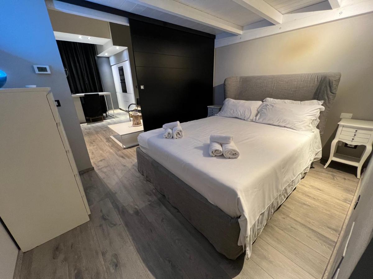 Portici Design Suite - Historical Center 볼로냐 외부 사진