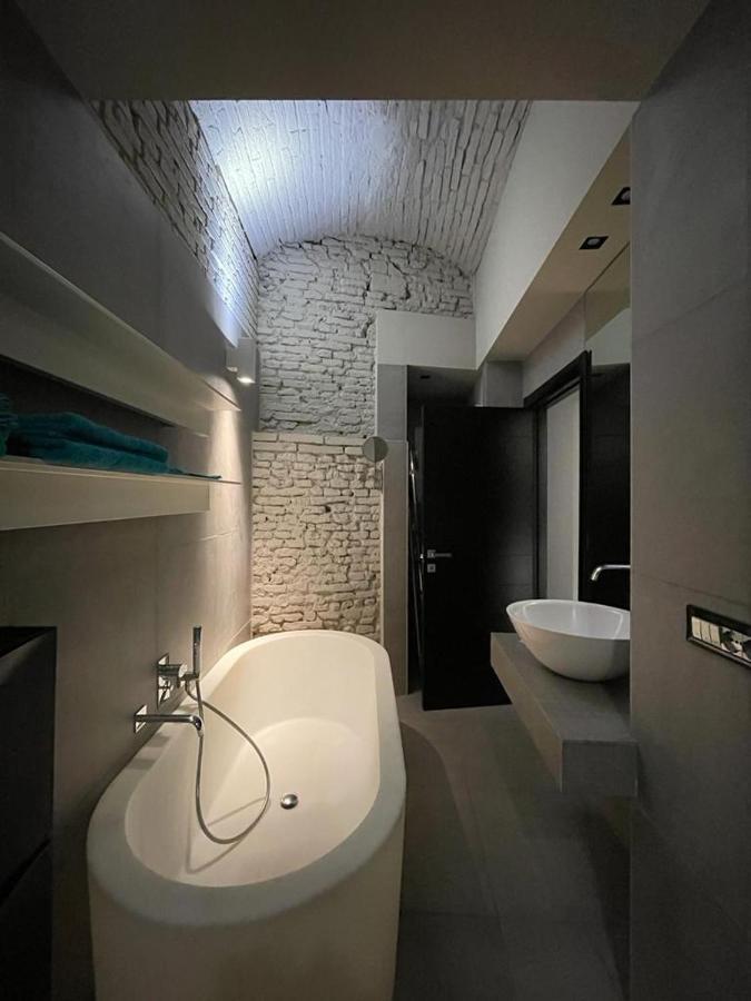 Portici Design Suite - Historical Center 볼로냐 외부 사진