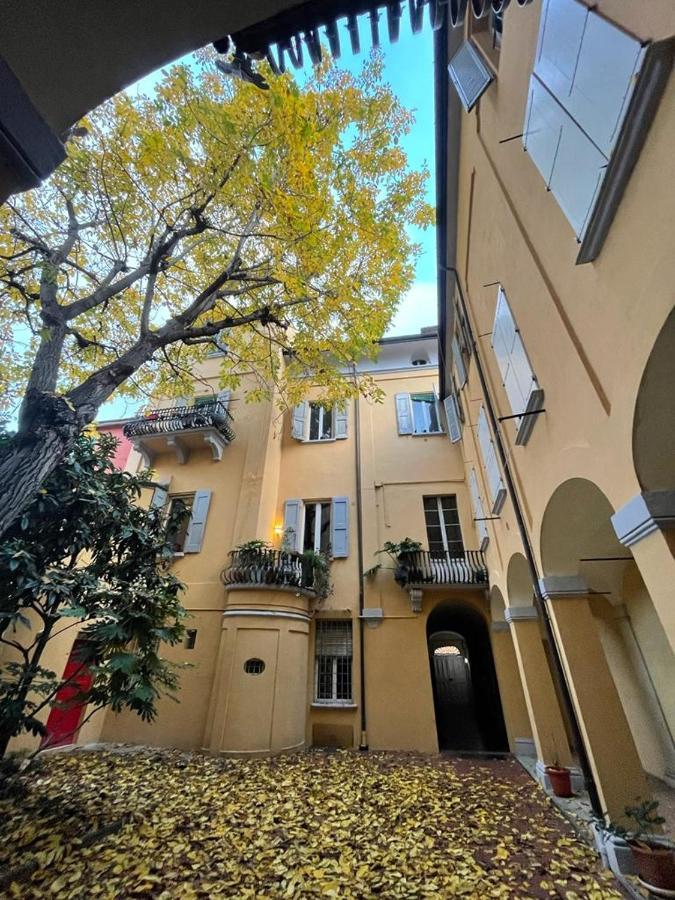 Portici Design Suite - Historical Center 볼로냐 외부 사진